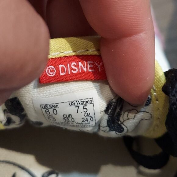 Vans x Disney Vintage Old Skool Suede Sneakers Size Men's 6 Women's 7.5 - Picture 11 of 12